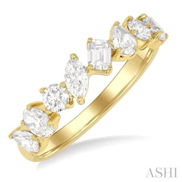 1 1/10 Ctw Mixed Shape Diamond Fashion Band in 14K Yellow Gold